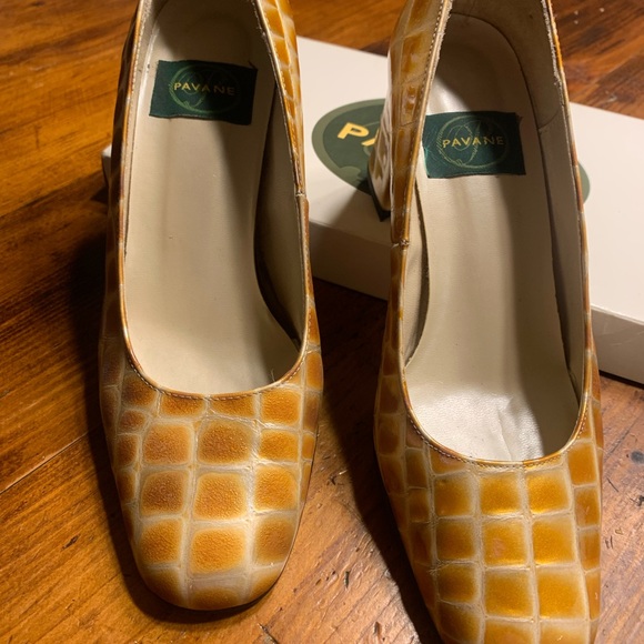 💝 Golden croco Vintage Pavane golden orange crocodile style heels in the 1980s - Picture 4 of 15